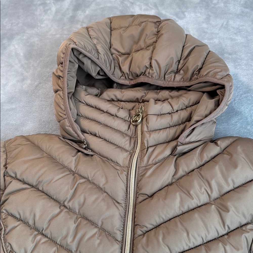 NWOT Michael Michael Kors Packable Coat Taupe Size Small - Picture 3 of 14
